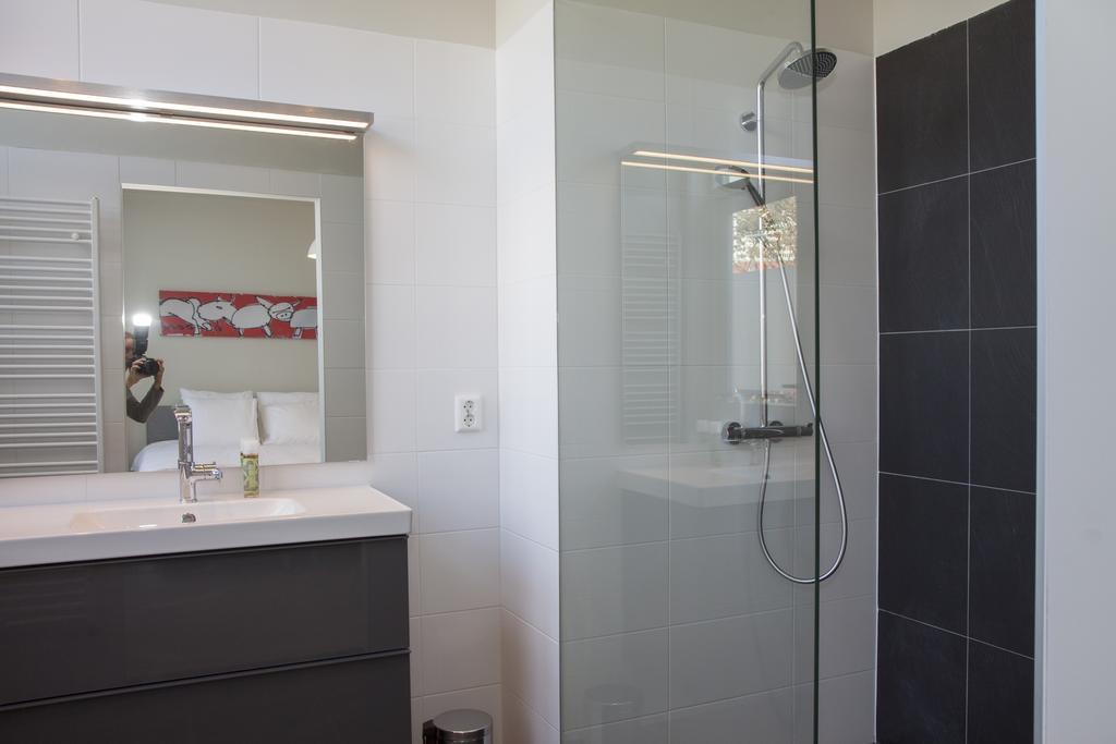 Savina City Centre Apartment Near Beach, Station And Shops Зандвоорт Стая снимка