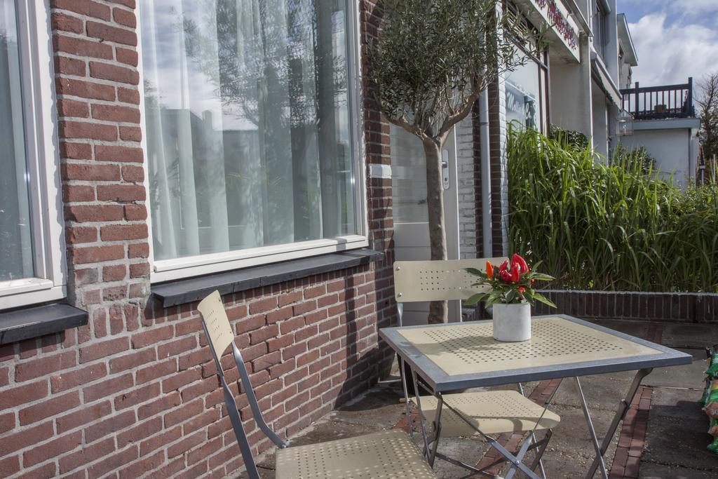 Savina City Centre Apartment Near Beach, Station And Shops Зандвоорт Стая снимка