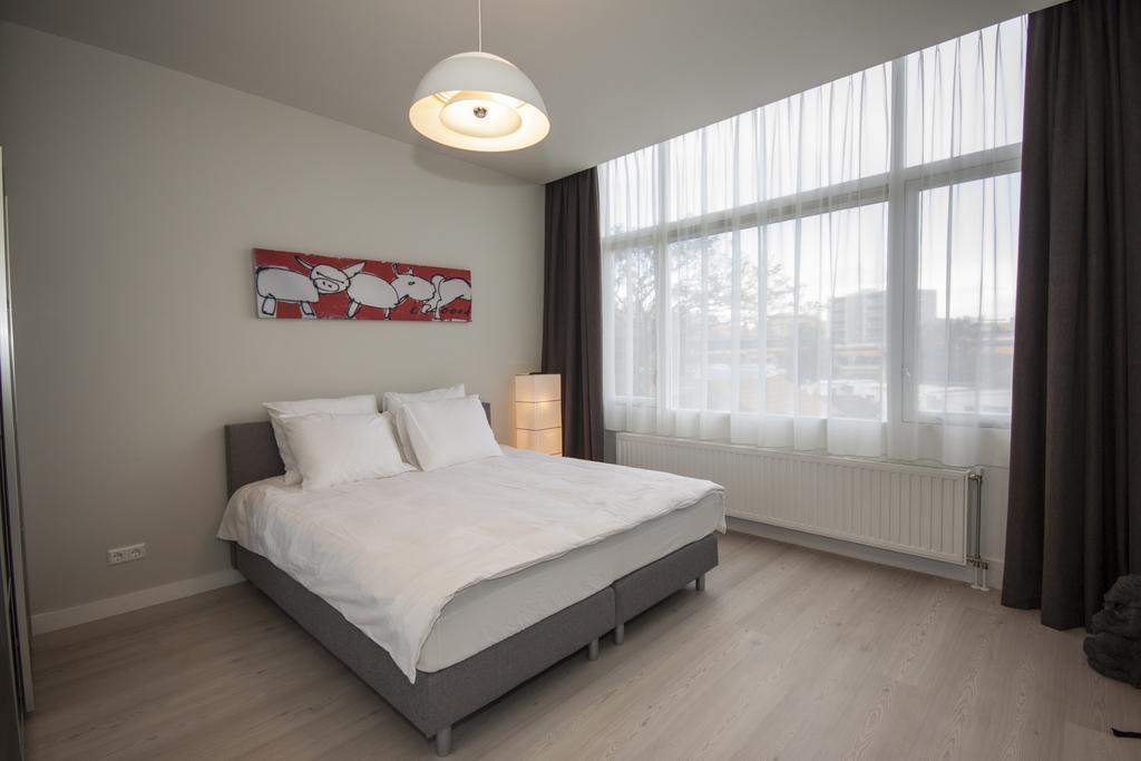 Savina City Centre Apartment Near Beach, Station And Shops Зандвоорт Стая снимка