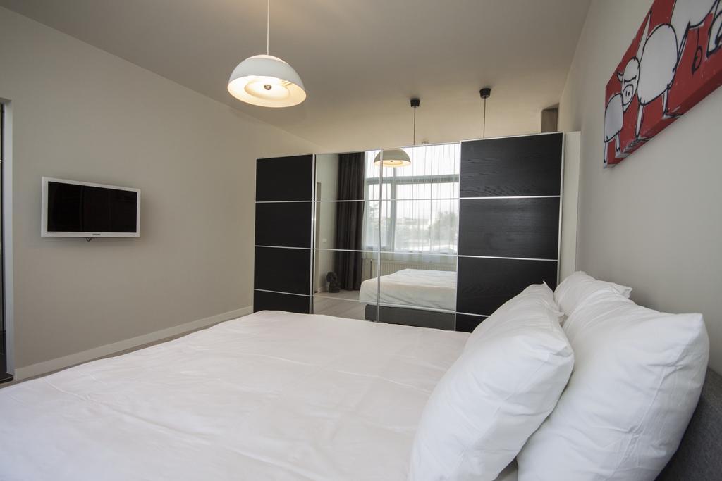 Savina City Centre Apartment Near Beach, Station And Shops Зандвоорт Стая снимка